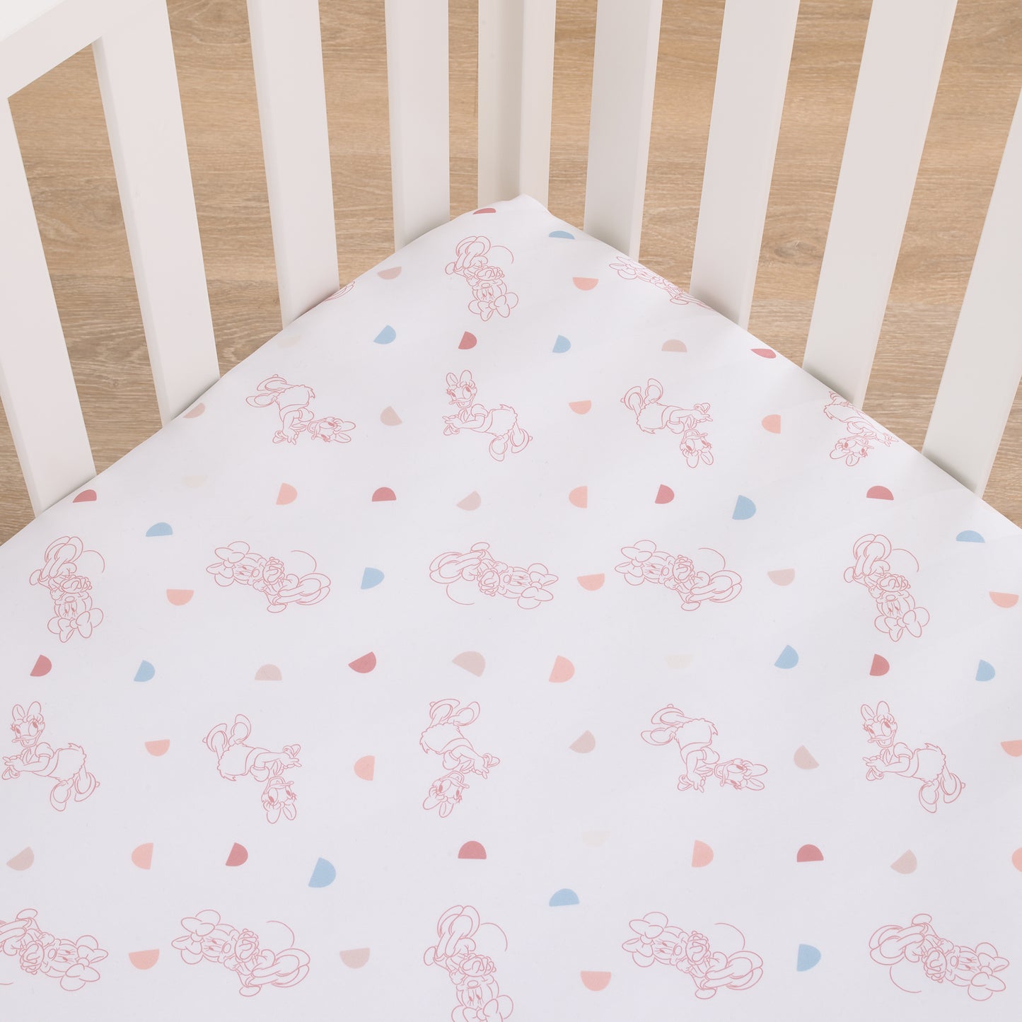 Disney Minnie Mouse White, Light Blue, and Peach with Daisy Duck Super Soft Nursery Fitted Crib Sheet