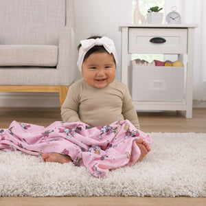 Minnie Mouse Hello Gorgeous Deluxe Reversible Baby Blanket, Pink, White