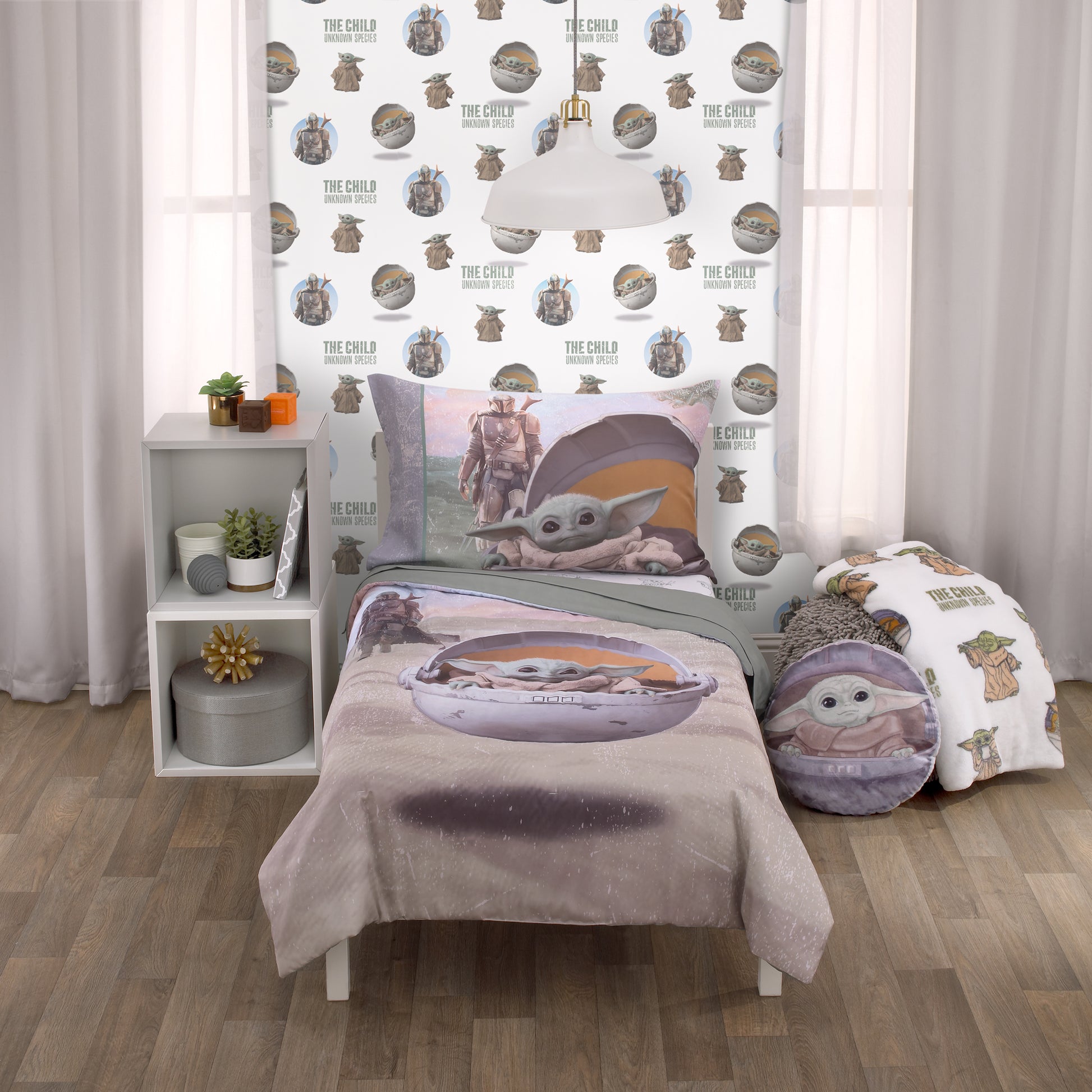 Star Wars The Mandalorian "The Child" Green, Tan, White 4 Piece Toddler Bed Set - Comforter, Fitted Bottom Sheet, Flat Top Sheet, Reversible Pillowcase