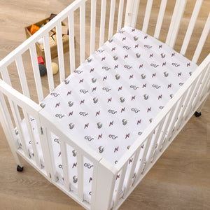 Warner Bros  Harry Potter White, Red, and Gold Lightning Bolt, Golden Snitch and Glasses Nursery Fitted Mini Crib Sheet