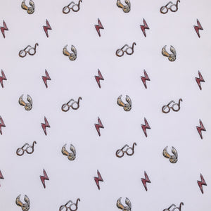 Warner Bros  Harry Potter White, Red, and Gold Lightning Bolt, Golden Snitch and Glasses Nursery Fitted Mini Crib Sheet