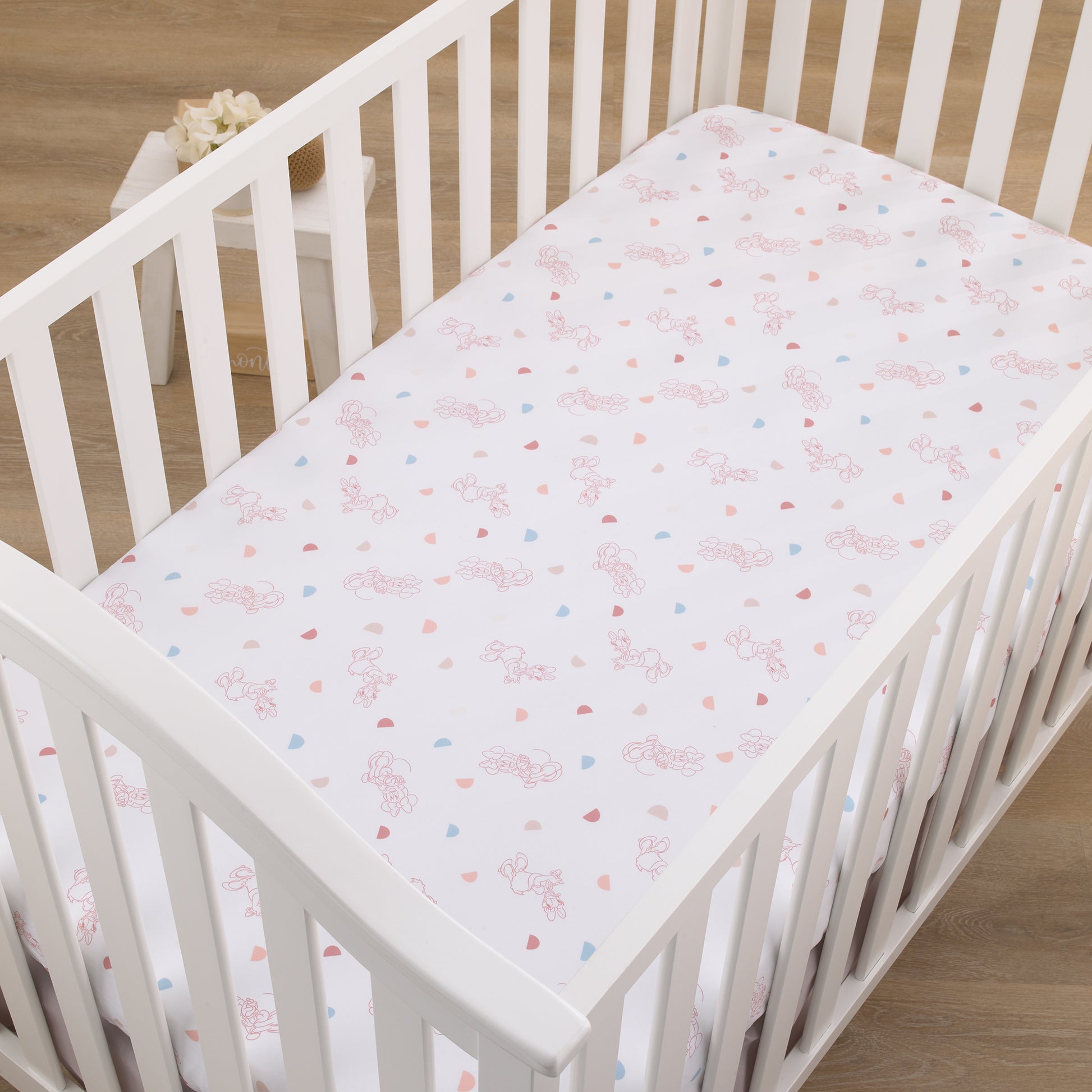 Disney Minnie Mouse White, Light Blue, and Peach with Daisy Duck Super Soft Nursery Fitted Crib Sheet