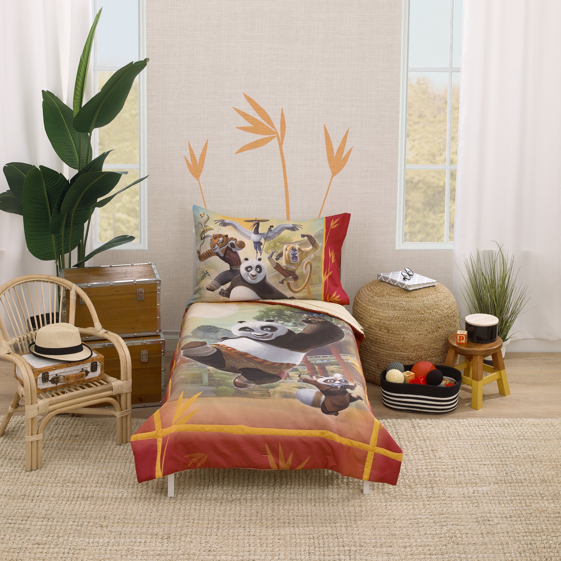 DreamWorks Kung Fu Panda Dragon Warrior Red and Gold Po and Friends 4 Piece Toddler Bed Set - Comforter, Fitted Bottom Sheet, Flat Top Sheet, and Reversible Pillowcase