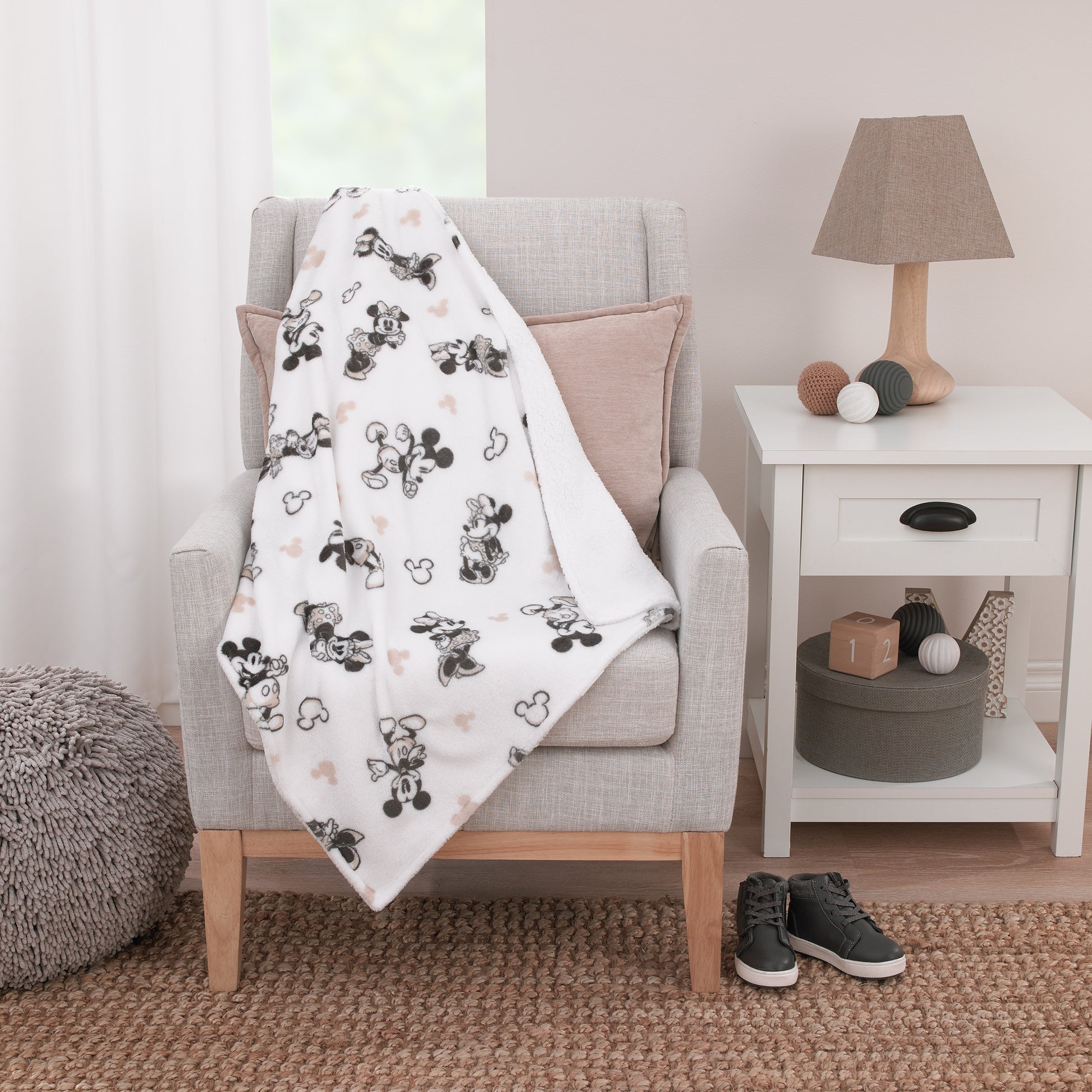 Disney Mickey and Minnie Mouse Black and White Super Soft Sherpa Baby Blanket