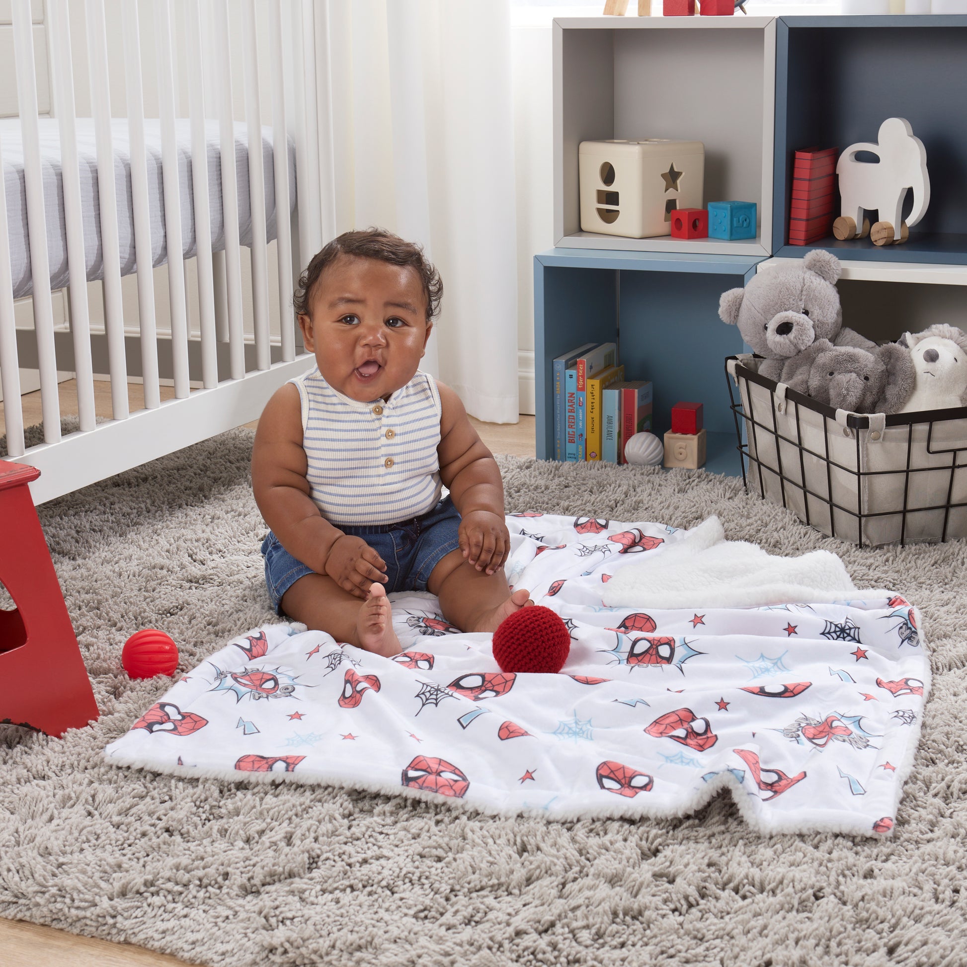 NoJo Marvel Spider-Man Super Hero Plush Sherpa Baby Blanket, Red, Gray, White