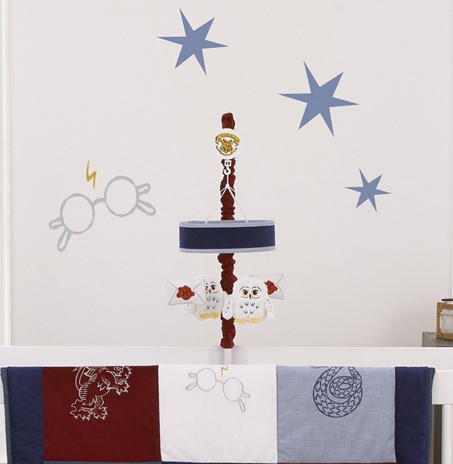 Warner Brothers Harry Potter Welcome Little Wizard Navy, White, and Burgundy, Hedwig and Letters Musical Mobile