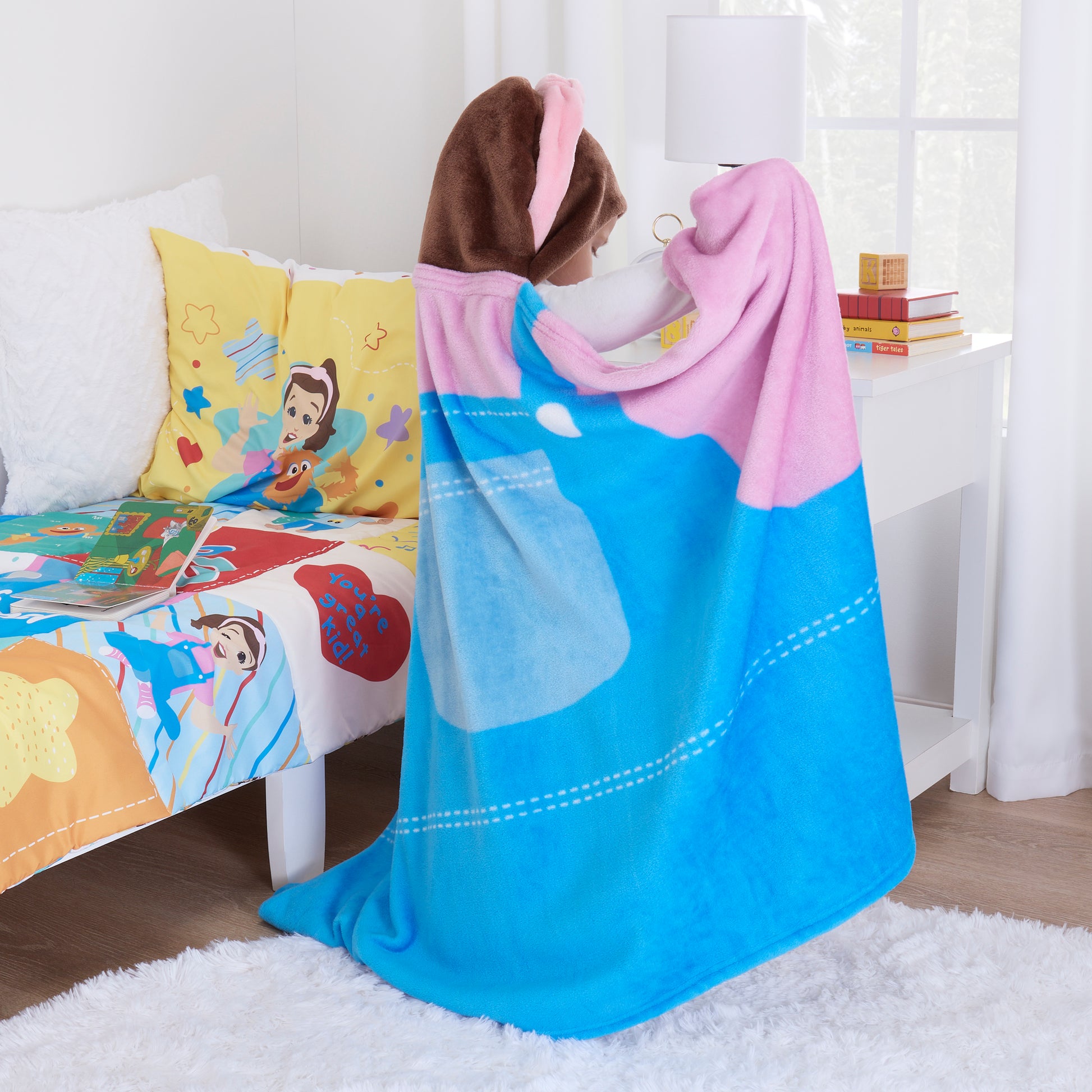 Ms. Rachel Happy Patchwork Hooded Toddler Blanket, Blue & Pink