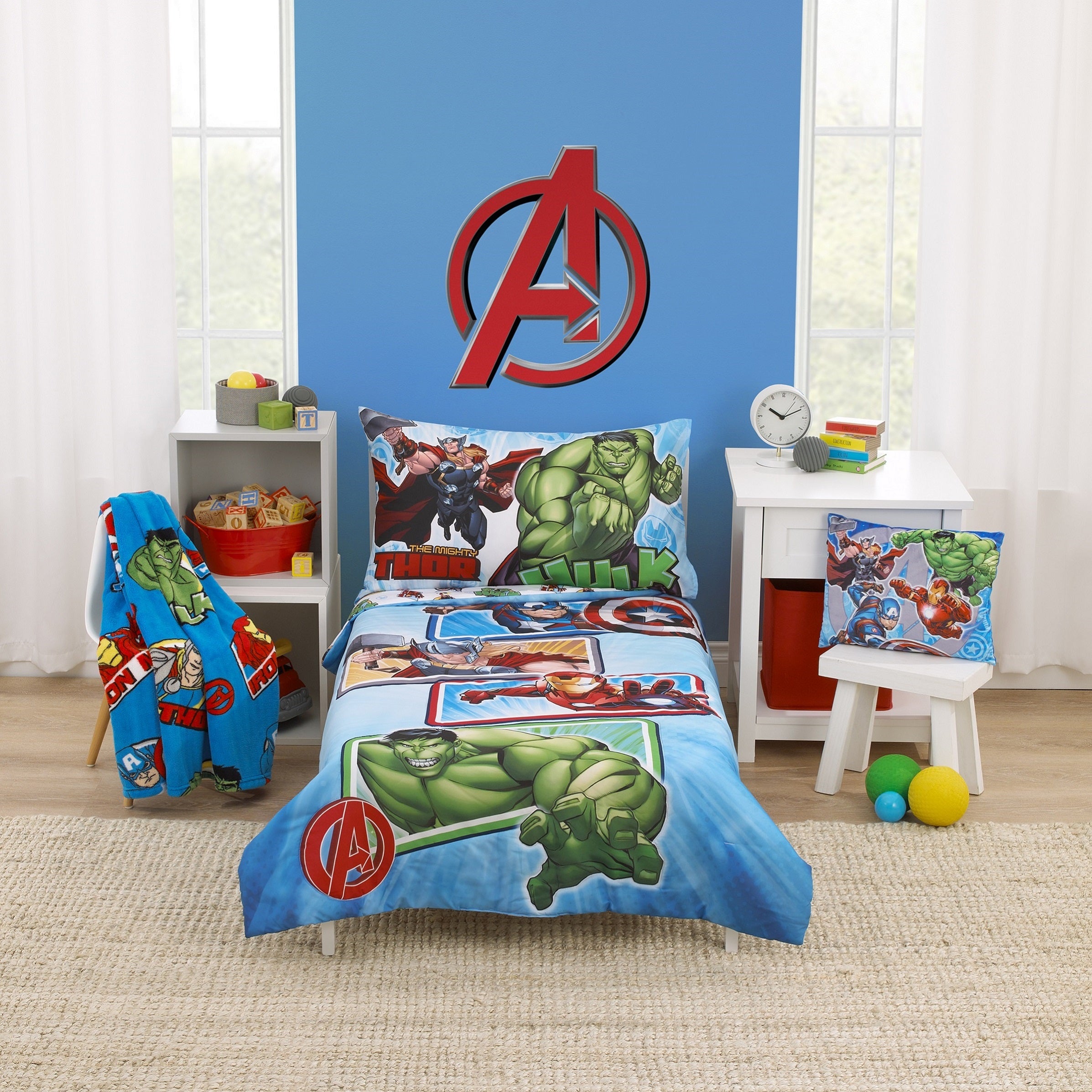 Marvel The Avengers I Am A Hero Blue Green Red and Yellow 2 Piece Toddler Sheet Set Fitted Bottom Sheet and Pillowcase NoJo Baby