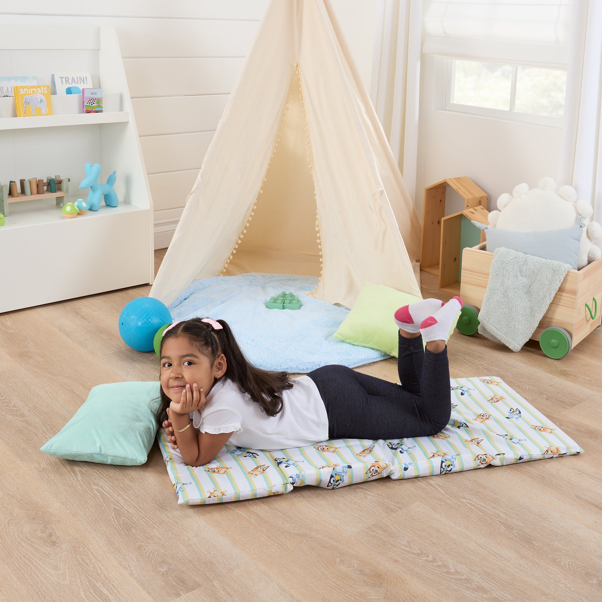 NoJo Bluey Preschool Nap Mat Sheet, Blue, Orange and Green Pinstripe