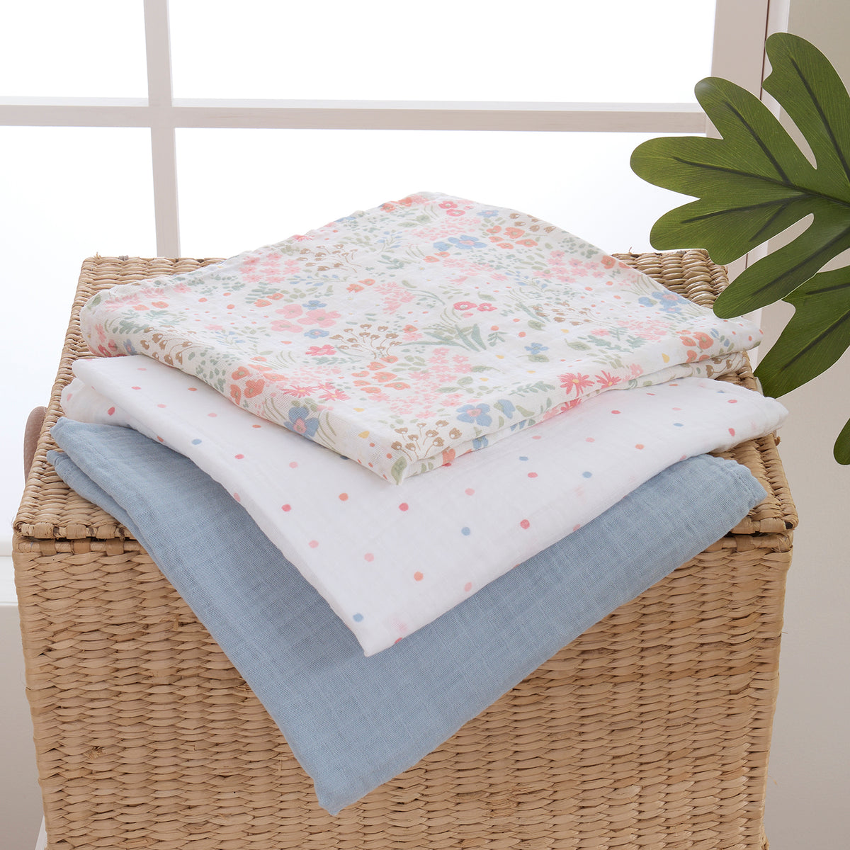 mini by Motherhood - Petal & Bloom 3 Pack Muslin Swaddle Blankets