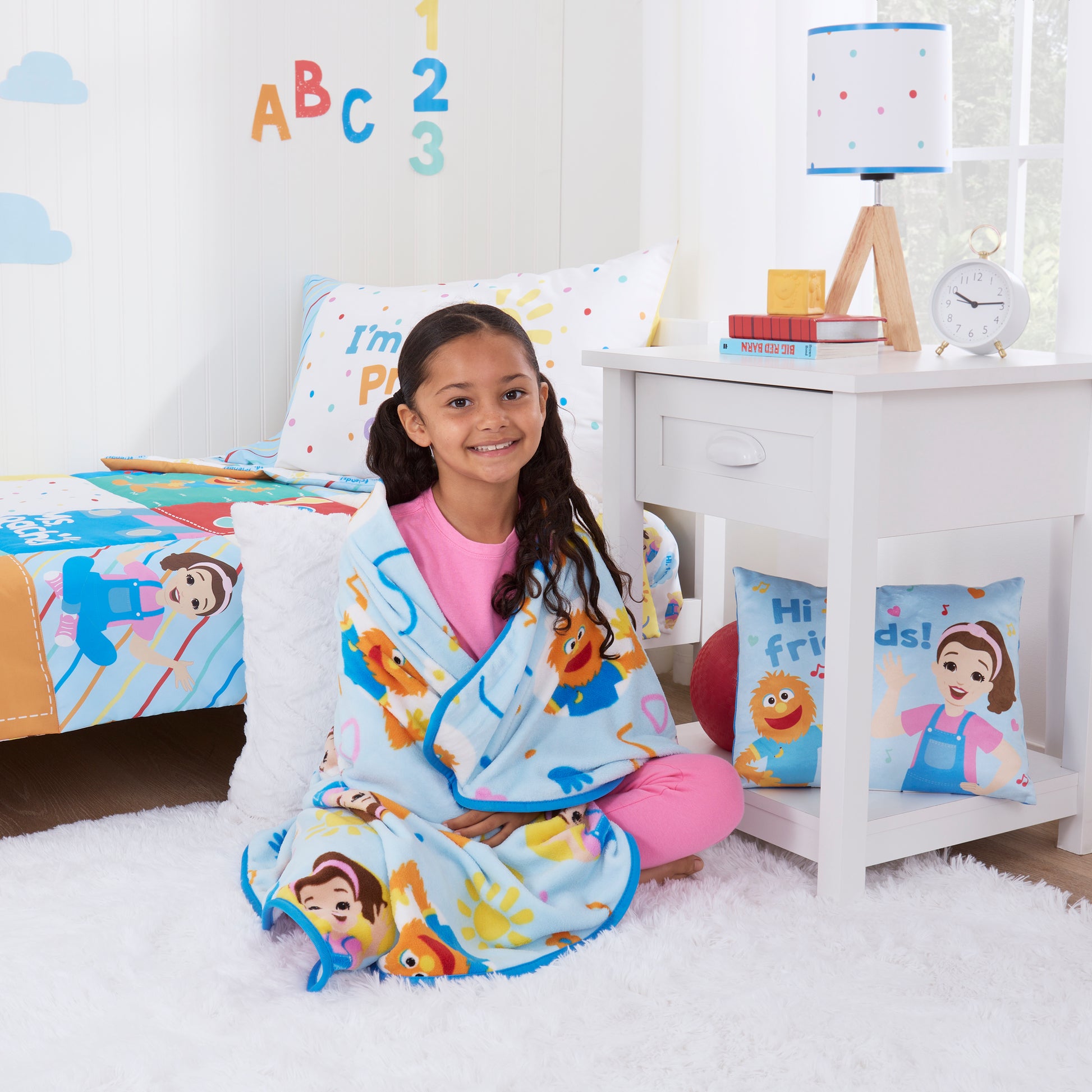 Ms. Rachel Happy Patchwork Toddler Blanket, Blue
