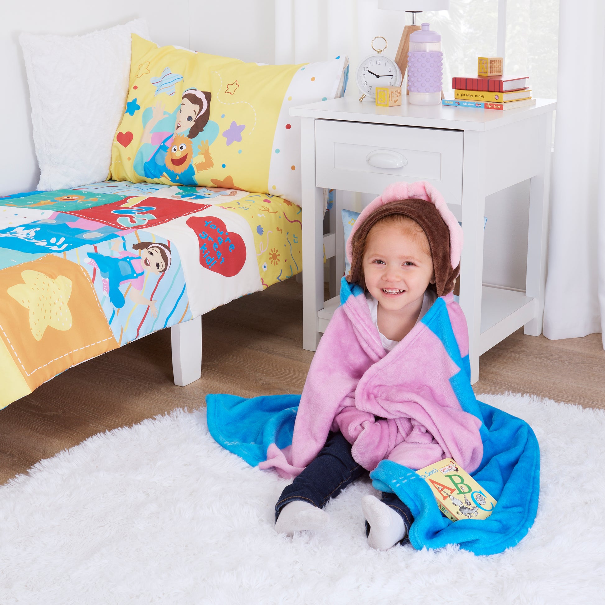 Ms. Rachel Happy Patchwork Hooded Toddler Blanket, Blue & Pink